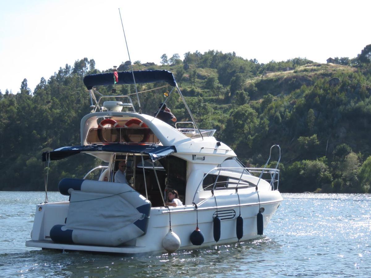 Aquadouro Yacht Radames - Sleep Boat Experience Hotel Castelo de Paiva Kültér fotó
