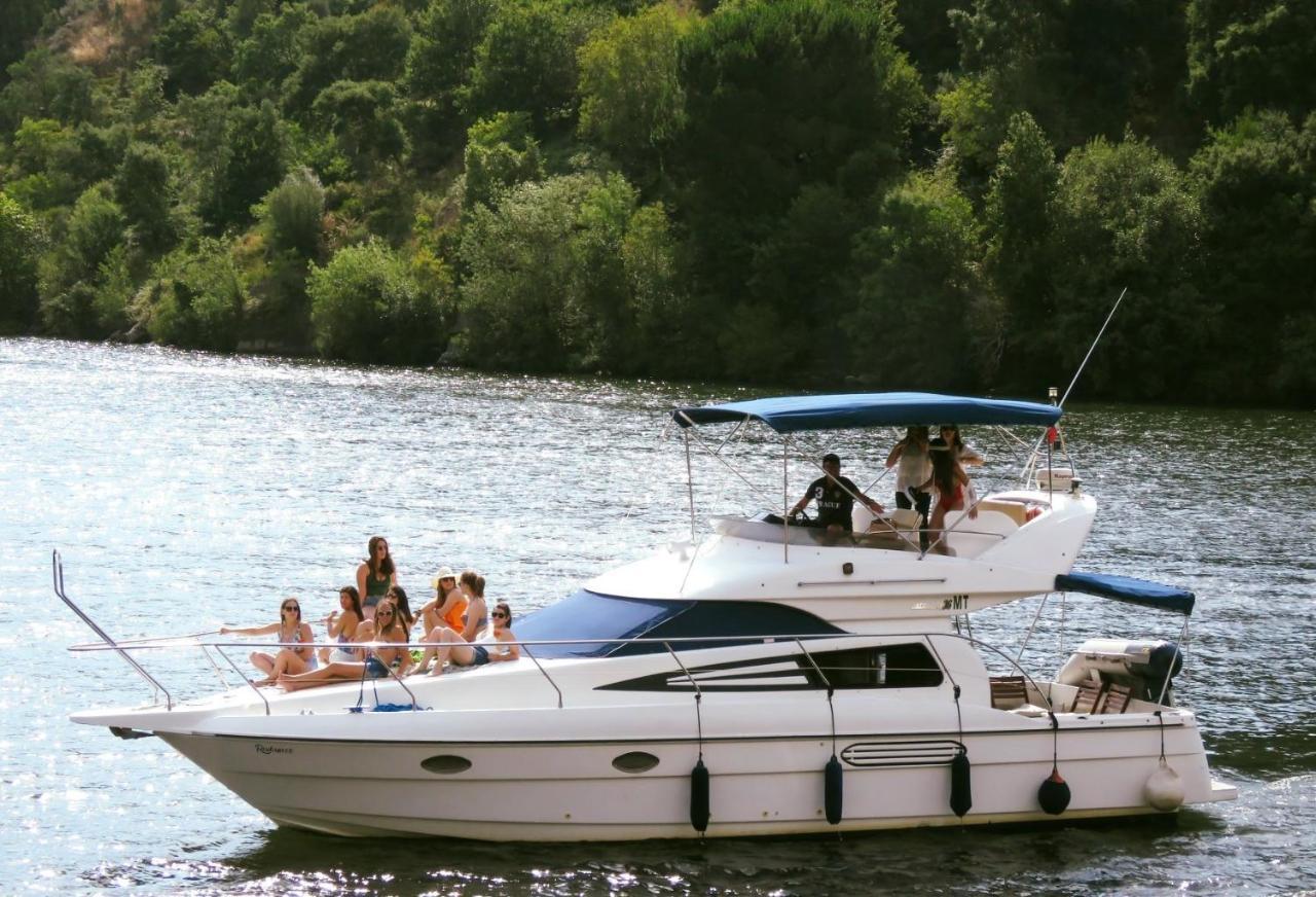 Aquadouro Yacht Radames - Sleep Boat Experience Hotel Castelo de Paiva Kültér fotó