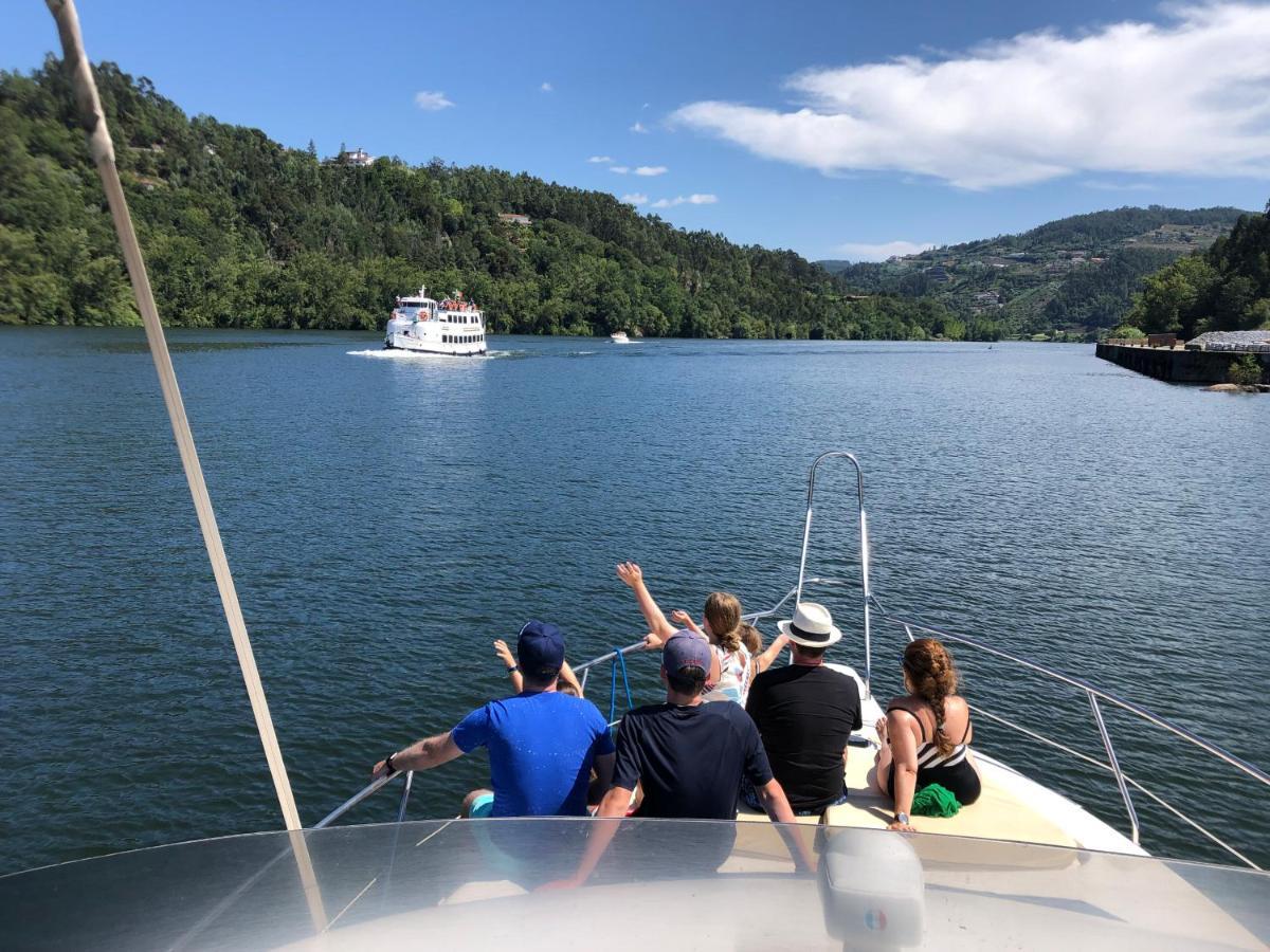 Aquadouro Yacht Radames - Sleep Boat Experience Hotel Castelo de Paiva Kültér fotó