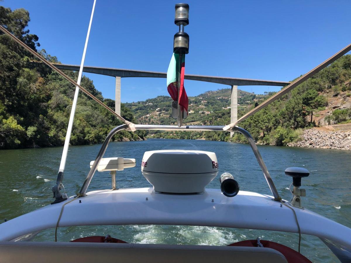 Aquadouro Yacht Radames - Sleep Boat Experience Hotel Castelo de Paiva Kültér fotó