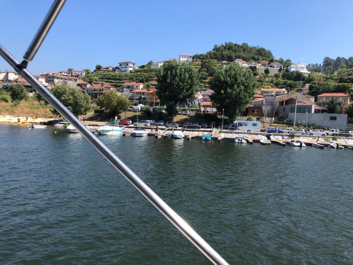 Aquadouro Yacht Radames - Sleep Boat Experience Hotel Castelo de Paiva Kültér fotó