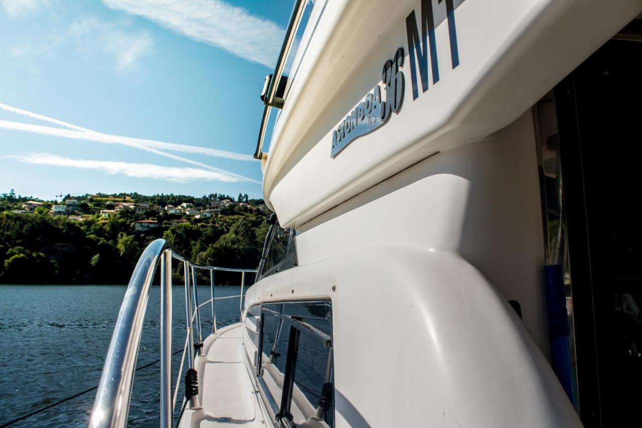 Aquadouro Yacht Radames - Sleep Boat Experience Hotel Castelo de Paiva Kültér fotó