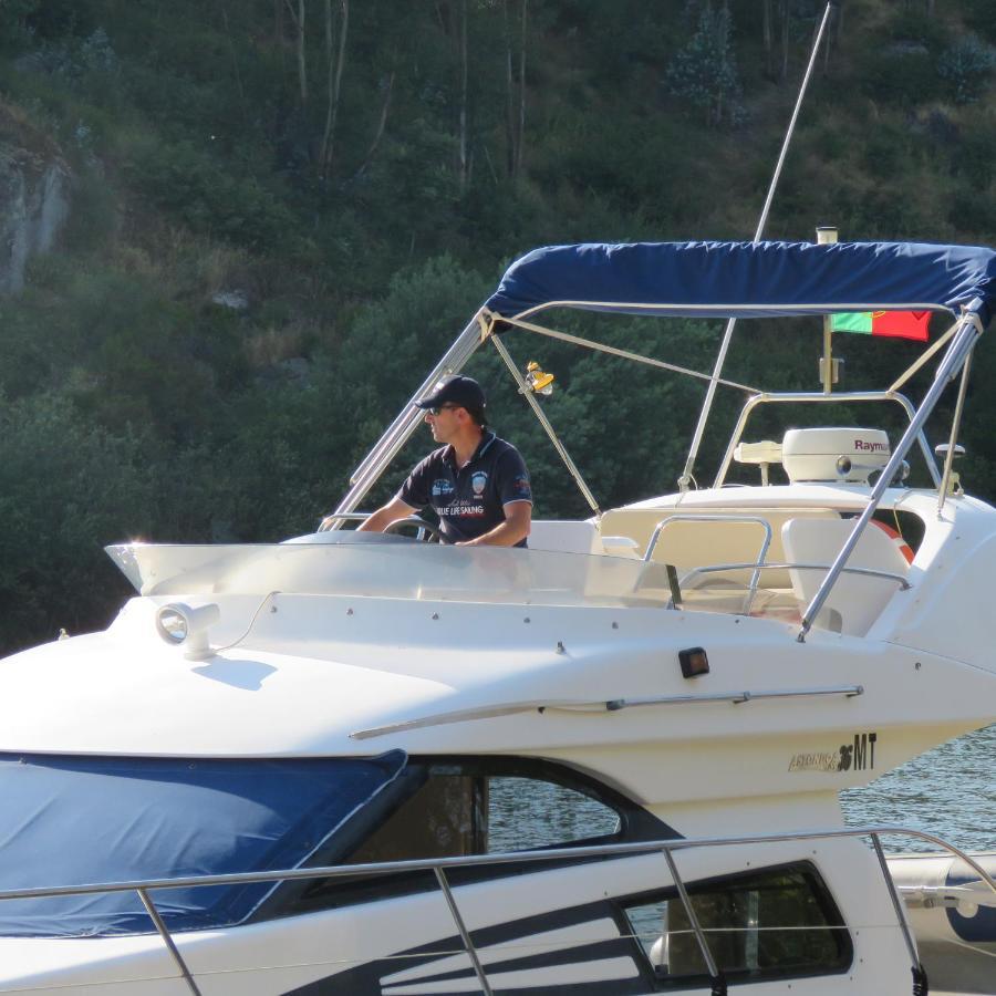 Aquadouro Yacht Radames - Sleep Boat Experience Hotel Castelo de Paiva Kültér fotó