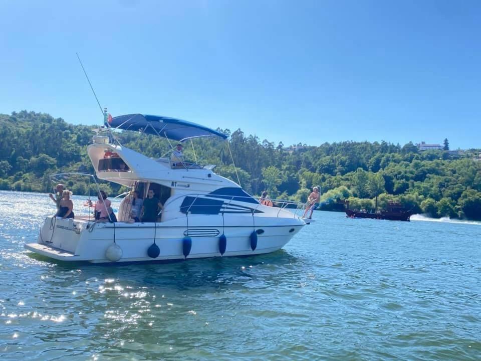 Aquadouro Yacht Radames - Sleep Boat Experience Hotel Castelo de Paiva Kültér fotó